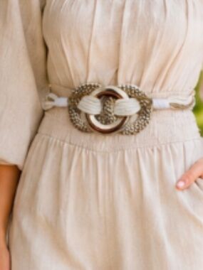 Vintage  80’s White Stretch Cinch Belt with Hammered Gold Ring Buckle